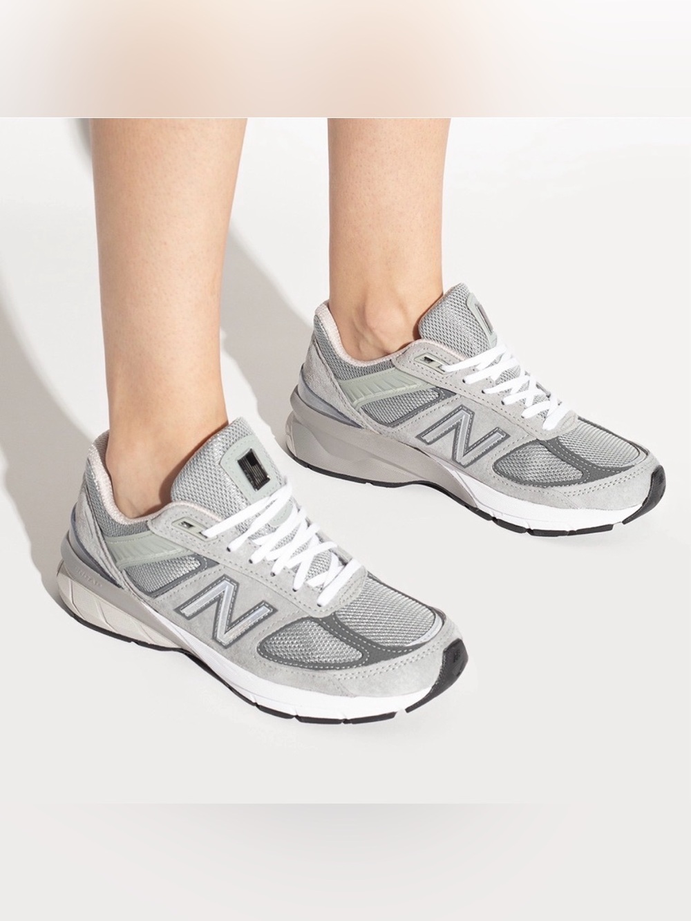 New Balance 990 v5